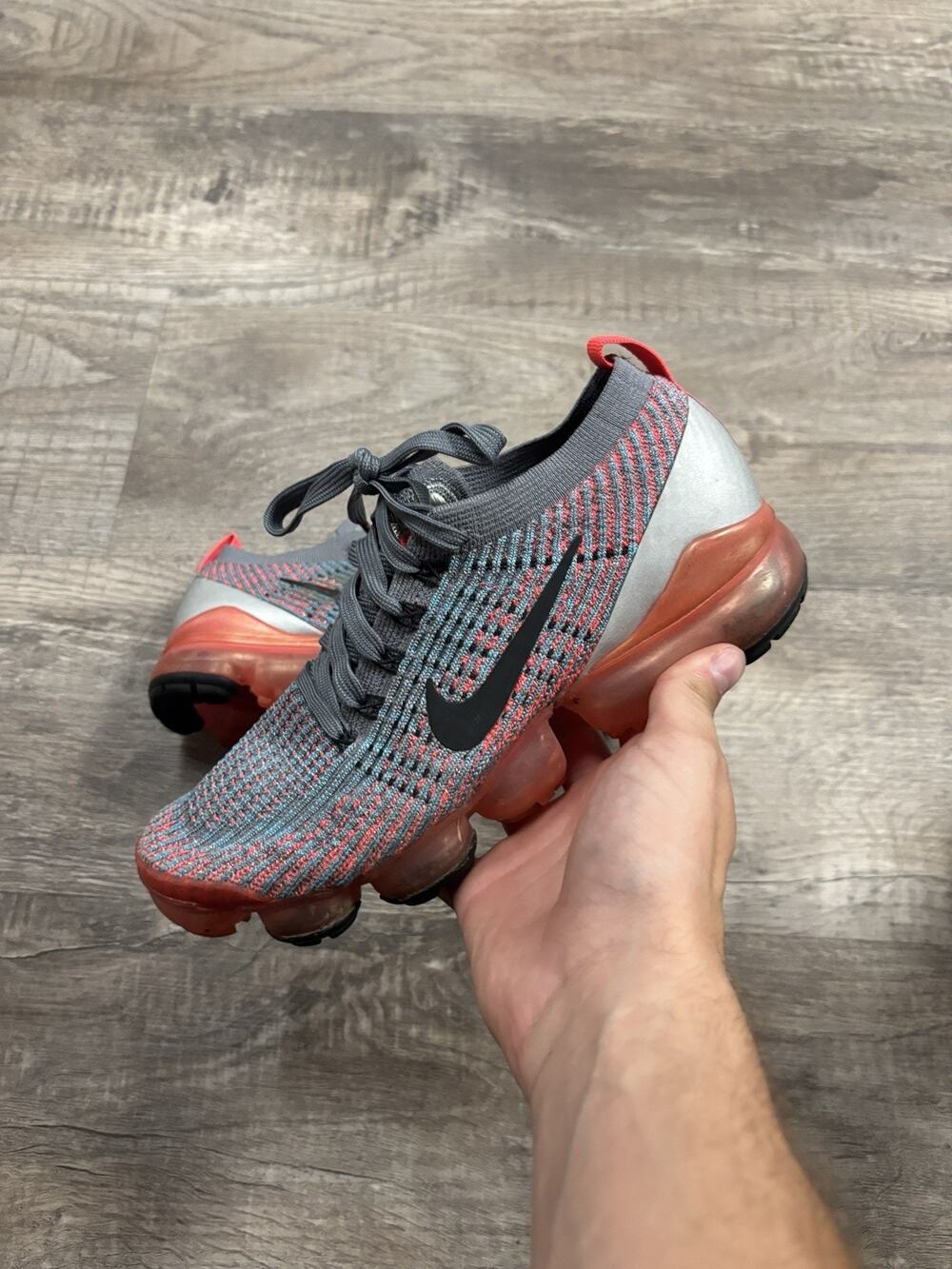 Size 8.5 - Nike Air VaporMax Flyknit 3 Flash Crimson W